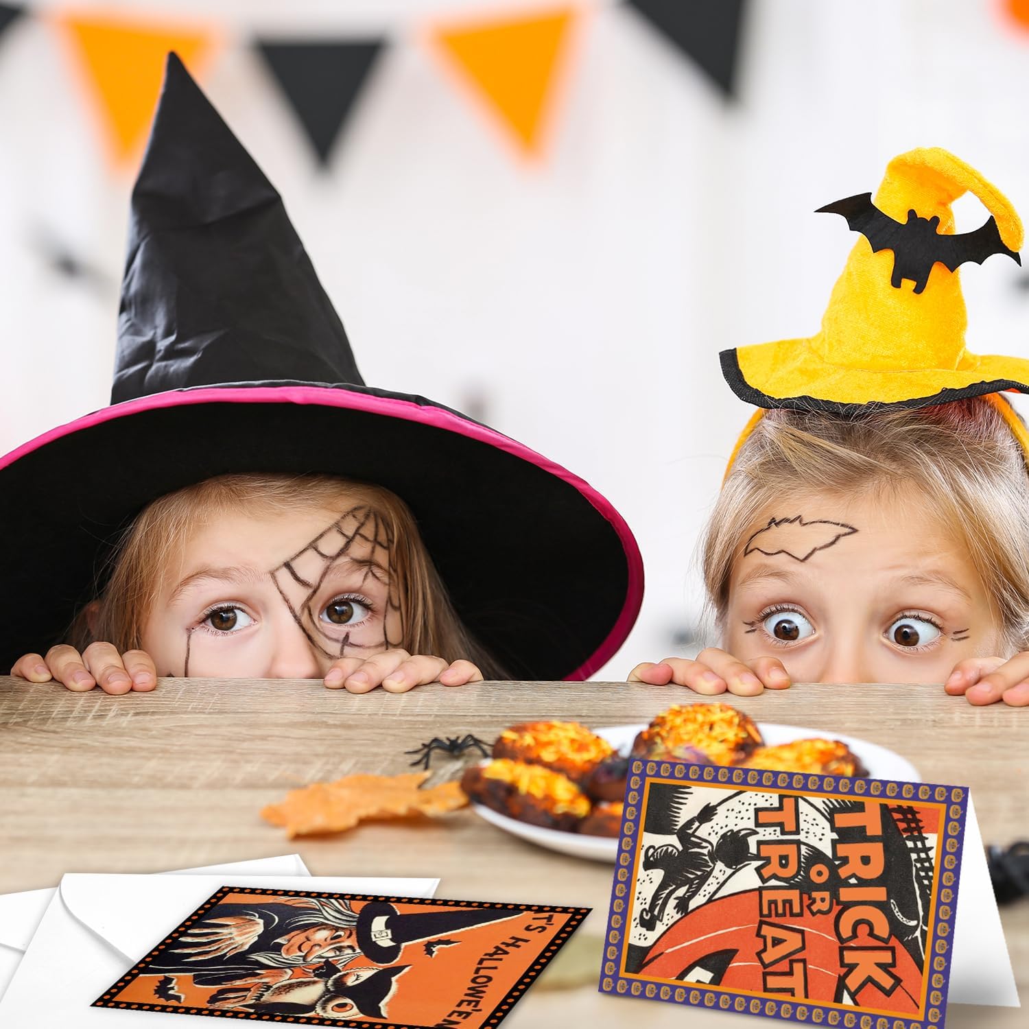 30 Pcs Halloween Greeting Cards with Envelopes and Stickers