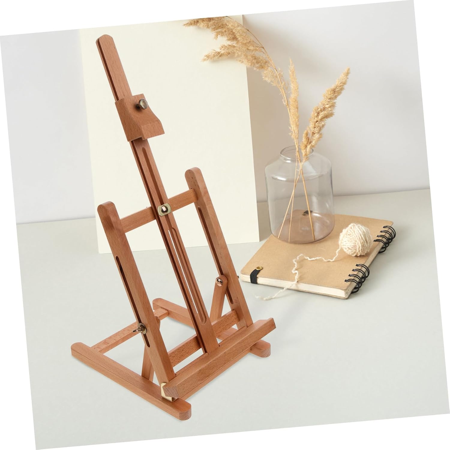 Lightweight Solid Wood Easel for Art Display and Sketching