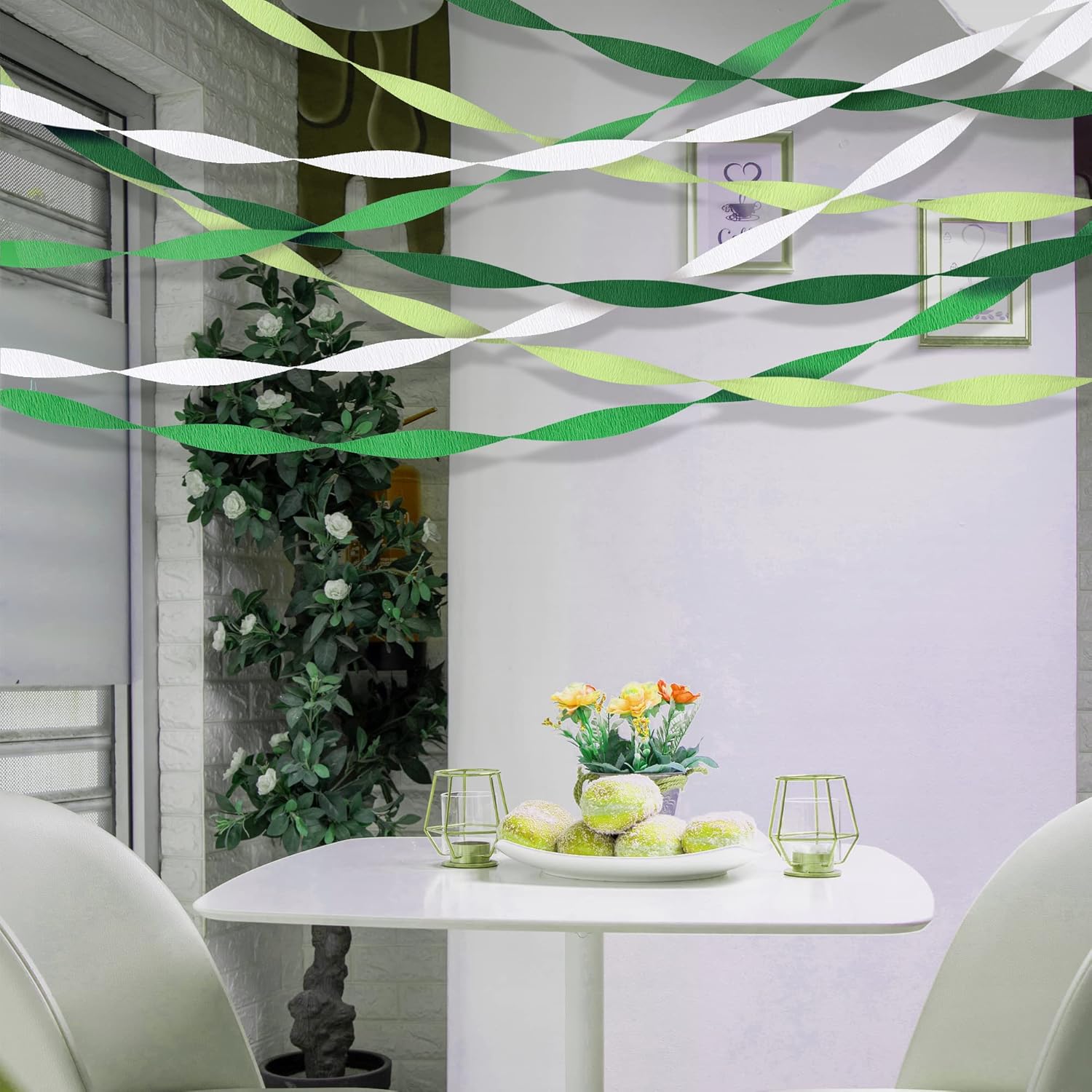 Green Streamers 8 Rolls 656ft Crepe Paper Decorations